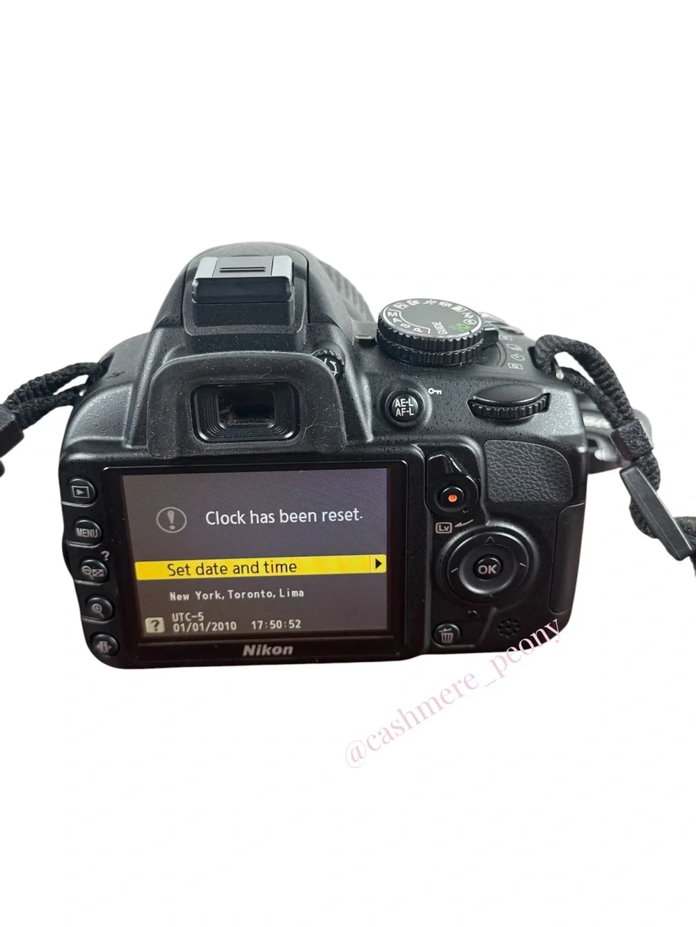 Nikon D3100 DSLR Camera Bundle AF Kit 18-55mm Lens Bag Manual Battery 32GBMemory